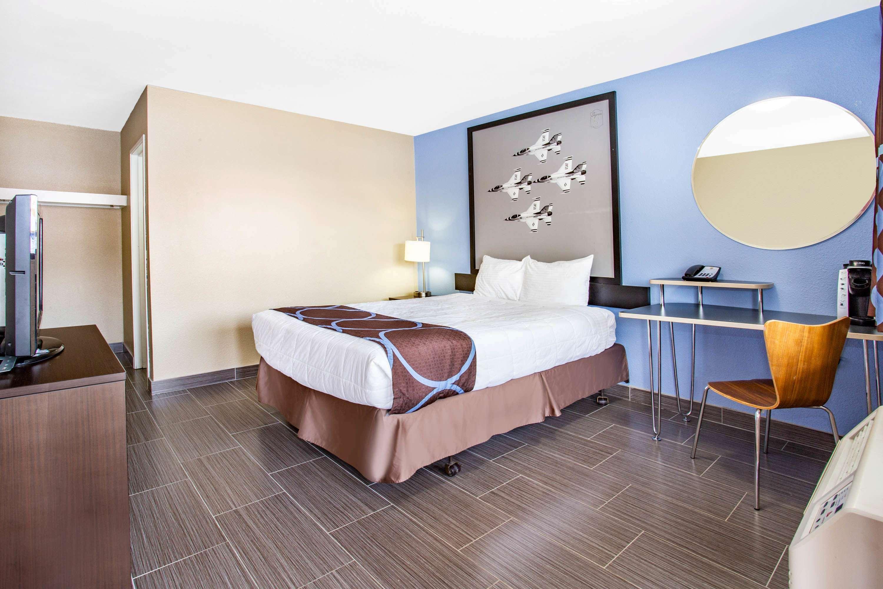Super 8 By Wyndham Las Vegas Nellis Afb Area Екстер'єр фото