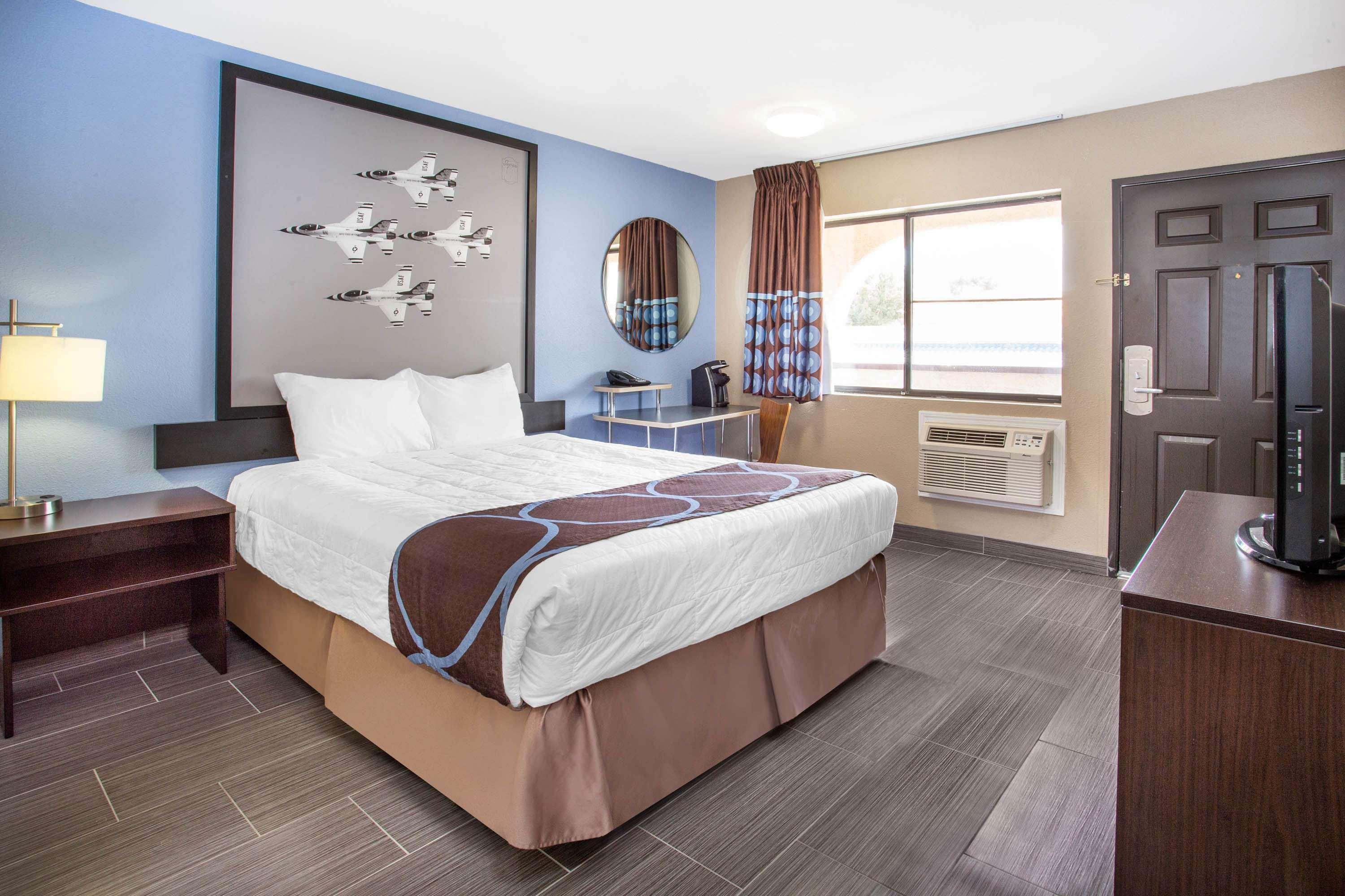 Super 8 By Wyndham Las Vegas Nellis Afb Area Екстер'єр фото