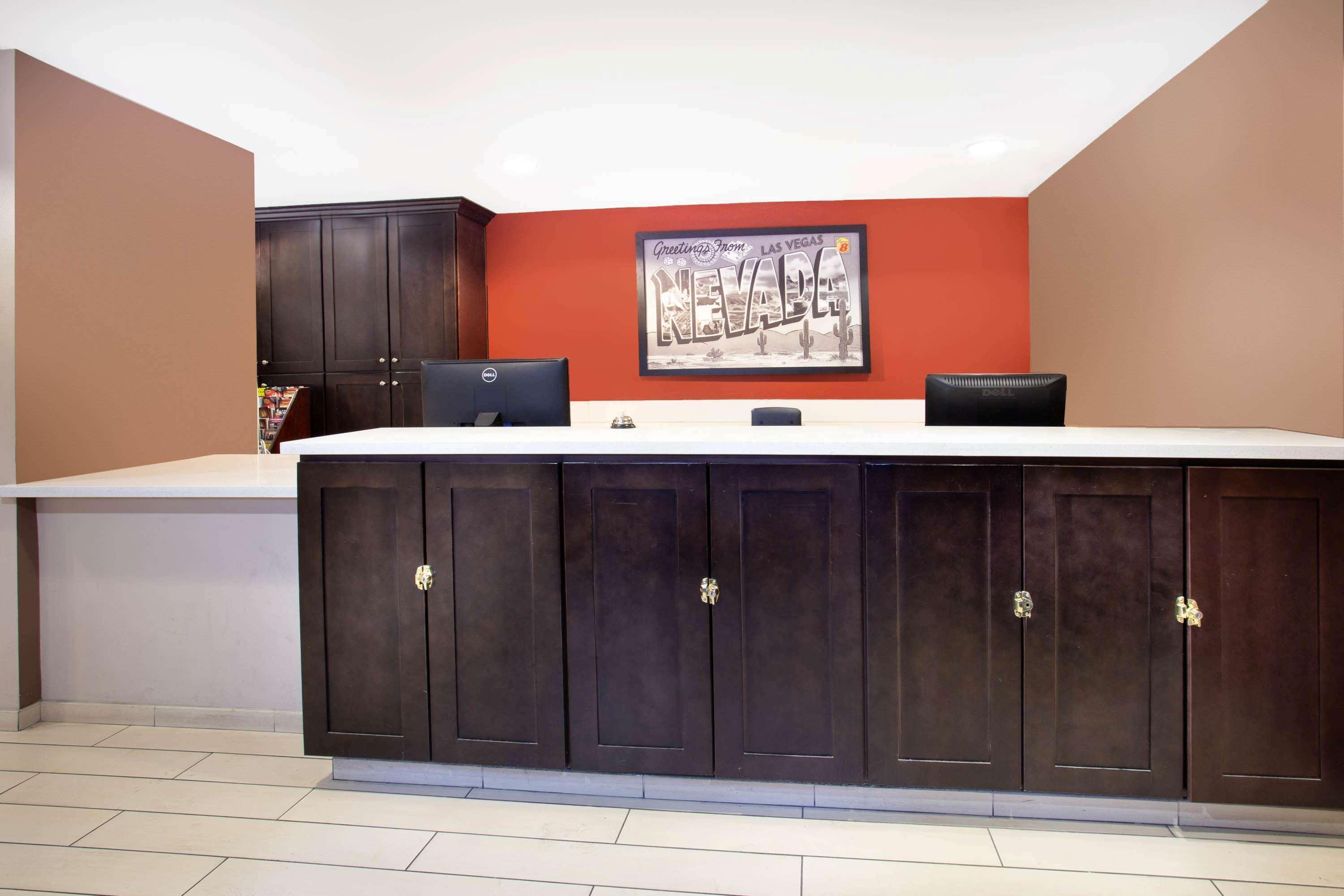 Super 8 By Wyndham Las Vegas Nellis Afb Area Екстер'єр фото